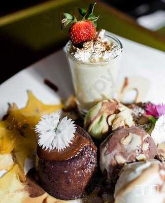 300 Cosmo Dining Room