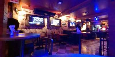 The Vintage Pub & Burger's