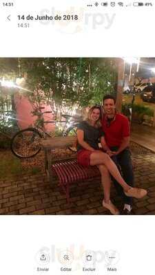 Compotta Comida Casual