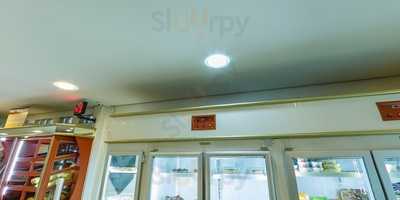 Padaria E Confeitaria Pao Dourado