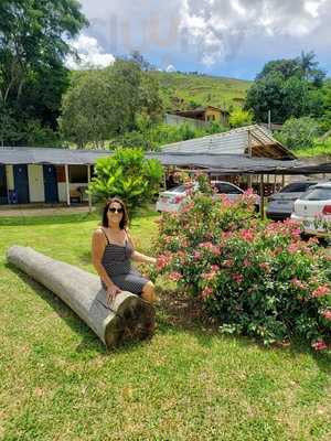 Restaurante E Cachaçaria Fogão Da Serra