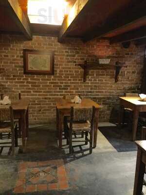 Suzanne Marie Restaurant