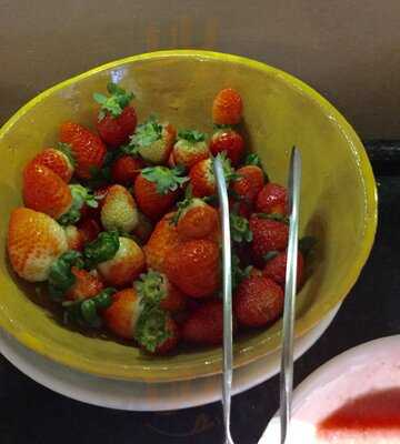 Suzanne Marie Restaurant