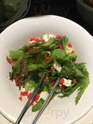 Suzanne Marie Restaurant