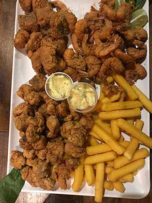 Casagrande Peixaria E Petiscaria