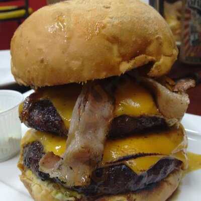 Empório Da Brasa Hambúrguer E Assados