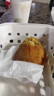 M. S Socorro Lanches