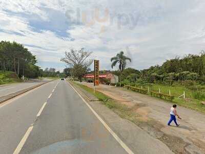Empório Pão Com Linguiça