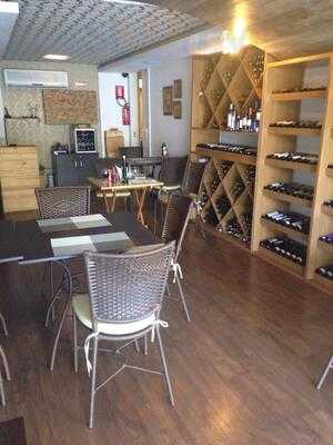 Raro Vinho E Bistrô