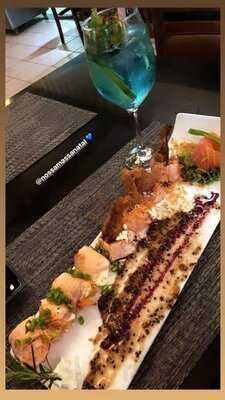 Nossa Massa Pizzaria E Sushi Bar