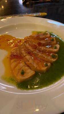 Nossa Massa Pizzaria E Sushi Bar