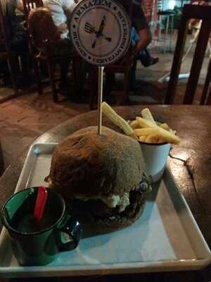 Armazem Burger E Cervejas Especiais