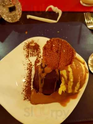 Pazzia Bombonieri E Cafe