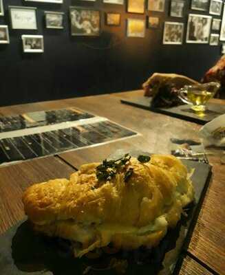 Hang Out Coffee Spot