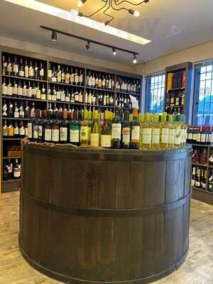 K & M Vinhos E Champagnes