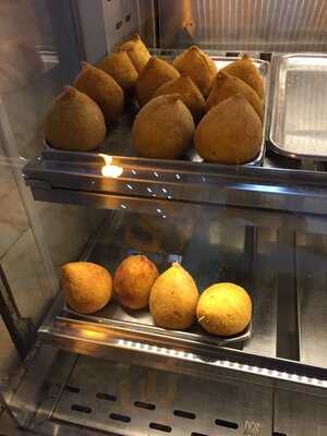 Lanchonete E Confeitaria Dois Coracoes