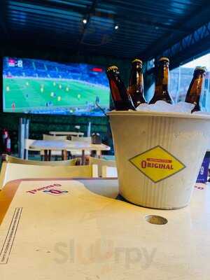 Johnny.c  Bbq Burger Beer