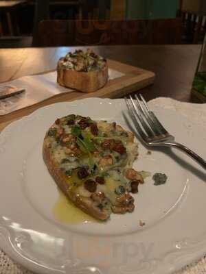 Liquorice Gastro Pub