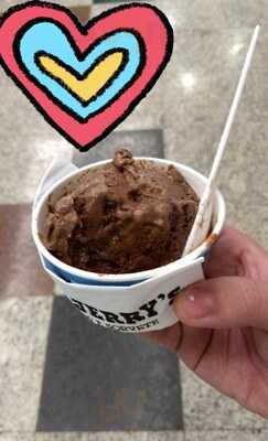 Ben & Jerry's