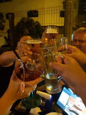 Suburban Bar 'n' Grill