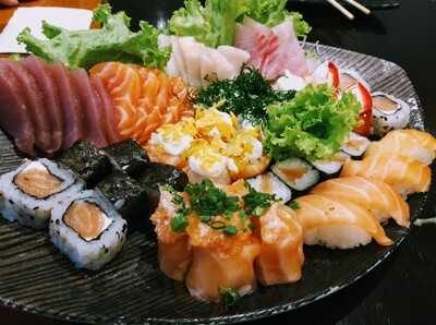 Hatsuki Sushi Lounge