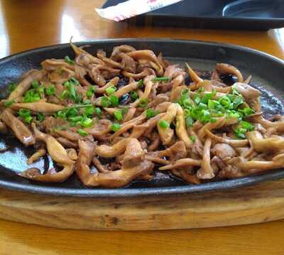 Hatsuki Sushi Lounge