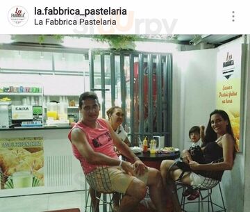 La Fabbrica Pastelaria E Conveniência