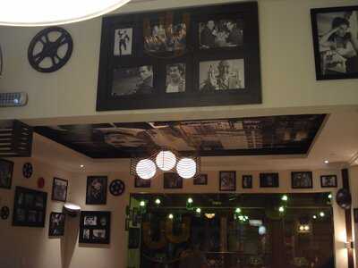 Cine Pizza Resto Bar