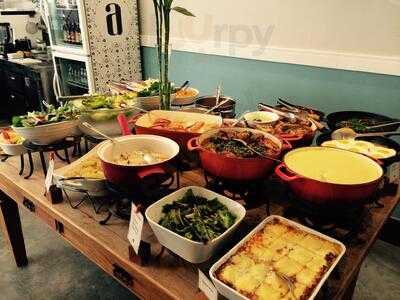 Adele Gastronomia & Café