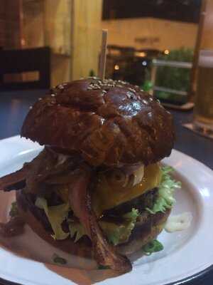 Ginger Sandwich & Beer