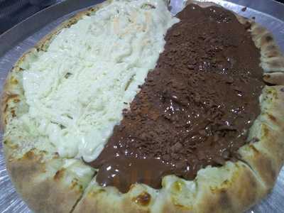 Pedacos De Lua Pizzaria