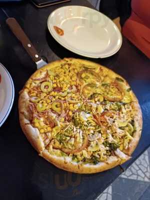 Pizza Gigante