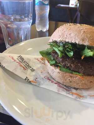 Wayne's Burger Star
