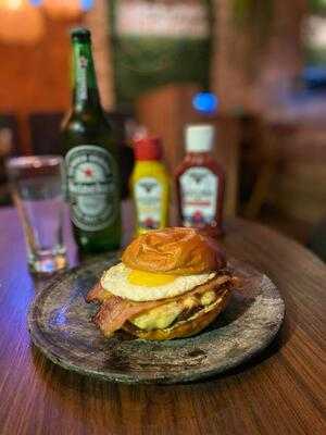 Pattaya Grill E Açai