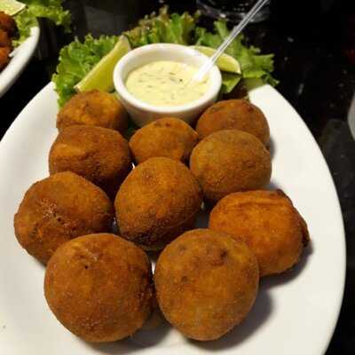 Dona Branca Bc Restaurante E Cachaçaria