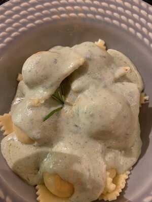 Benedictu Empório E Enoteca