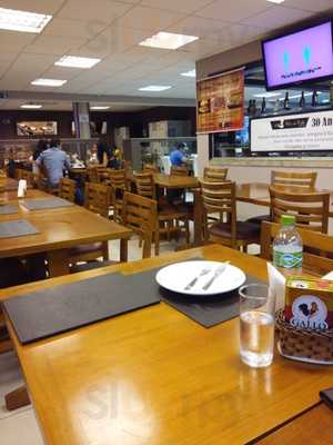 Mão Na Roda Pizzaria E Chopperia