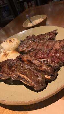 Orientales Carnes Y Vinos