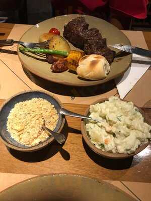 Orientales Carnes Y Vinos