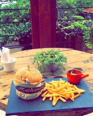 Pratos Bar E Restaurante