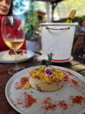 Pratos Bar E Restaurante