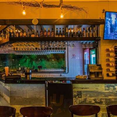 Kanoa Bar E Restaurante