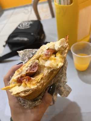 Benedicta's Hot Dog