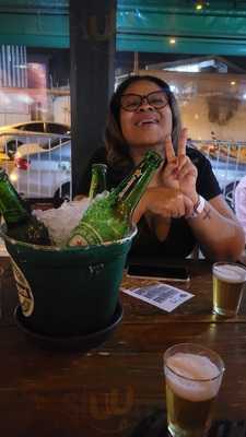 Vanguarda Emporio Bar