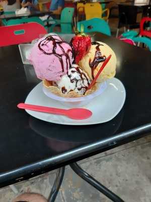 El Sombrero Paleteria