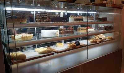 D'mell Cafeteria E Doceria