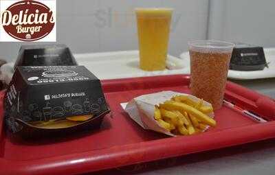 Delicia's Burger