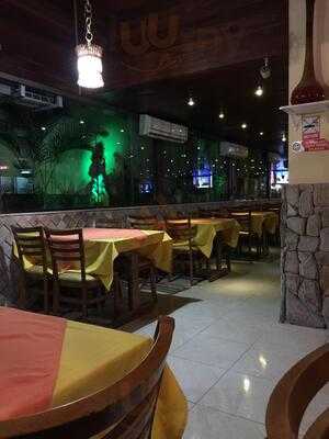 Piazzolla Pizzaria E Restaurante