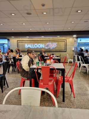 Cafe Balloon