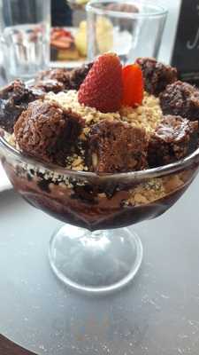 Alessa Gelato & Caffe